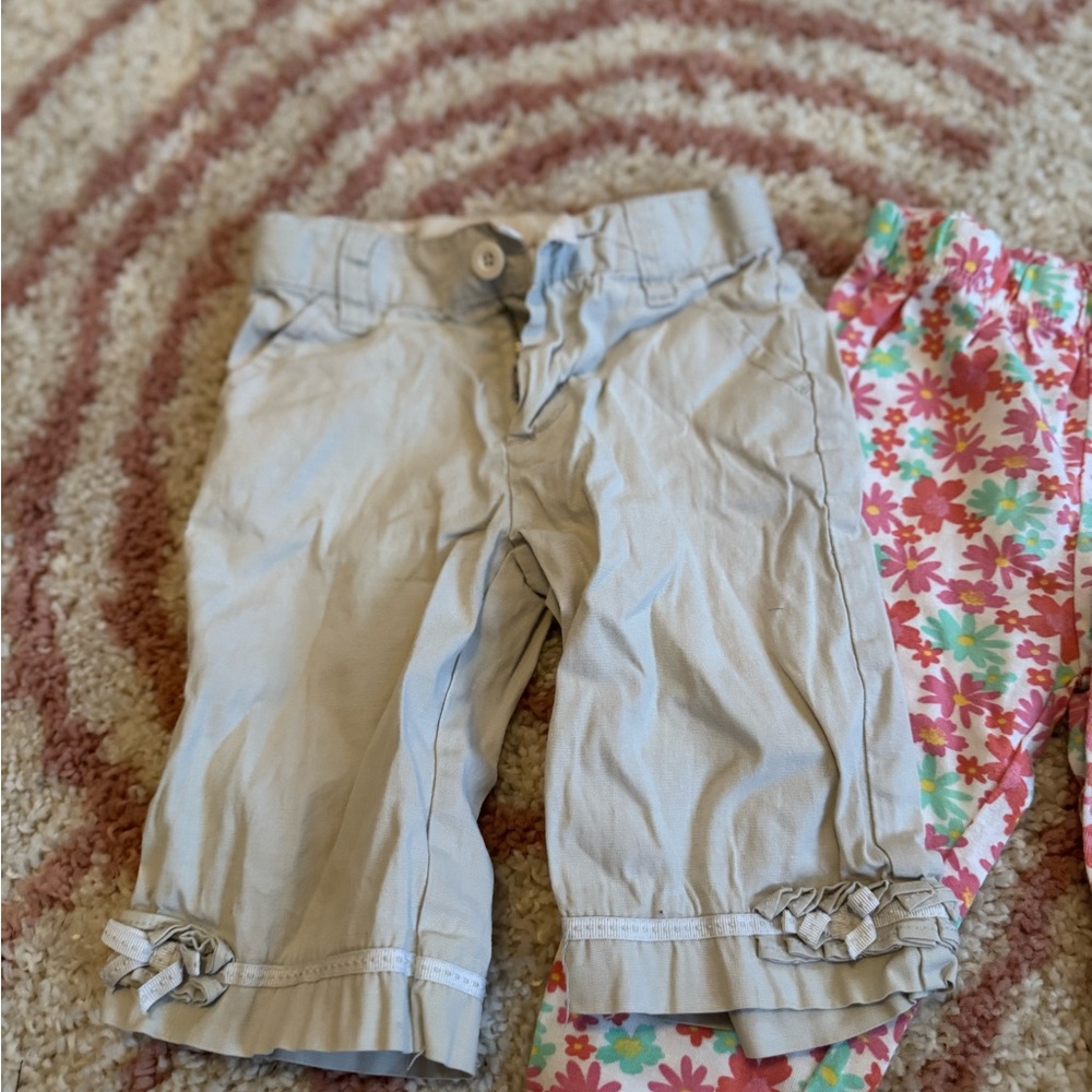 The Children's Place Light Gray Kids Casual Bottoms with Bow Accents
